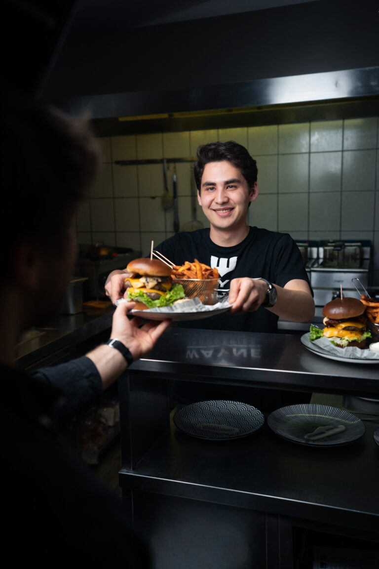 Die Herausforderungen der Personalsuche in der Gastronomie: Ein Blick hinter die Kulissen